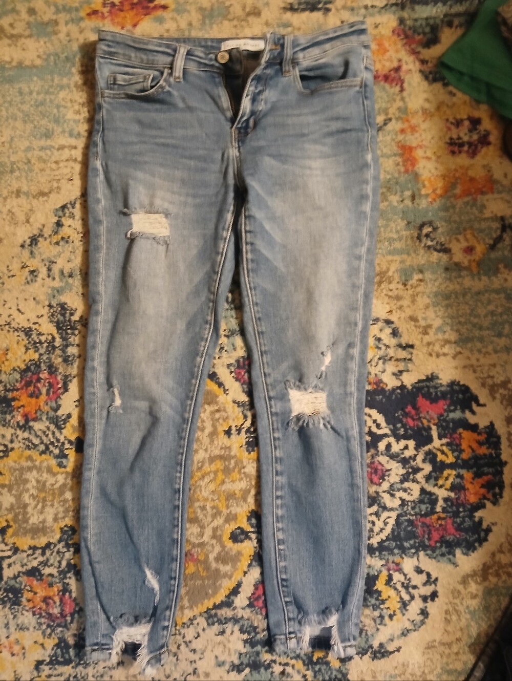 Women’s Light Blue Distressed Skinny Jeans